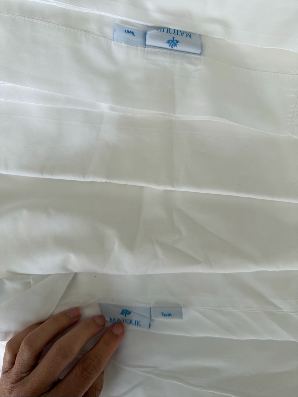 🗽2 NEW Matouk White Twin Sheet Set - Flat Sheets
